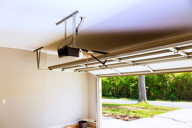 Top rated local Garage Door specialists in Alexander, AR